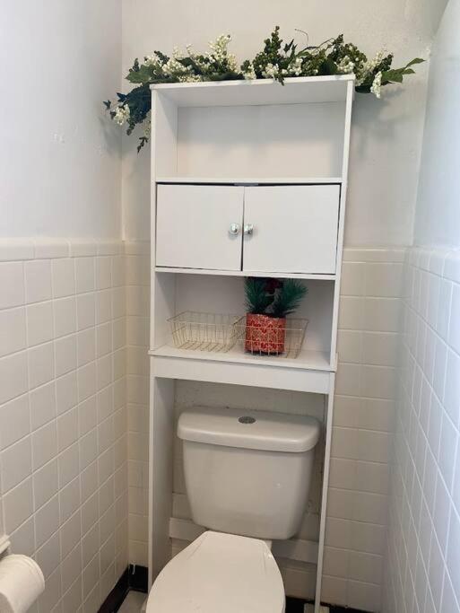 Cozy Home, King Bed, 3 Bedrooms,Close To Downtown Beaches Towncenter ジャクソンビル エクステリア 写真