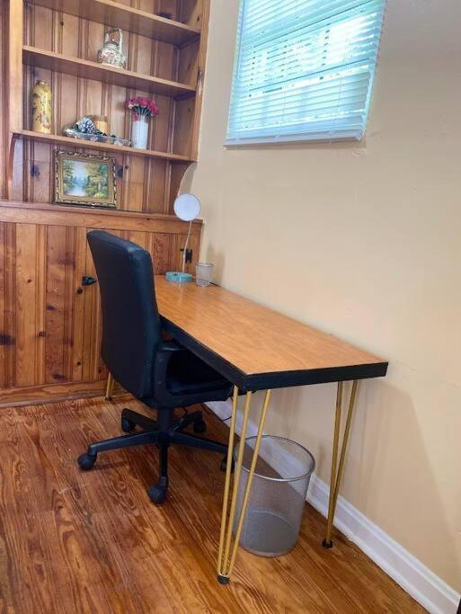 Cozy Home, King Bed, 3 Bedrooms,Close To Downtown Beaches Towncenter ジャクソンビル エクステリア 写真